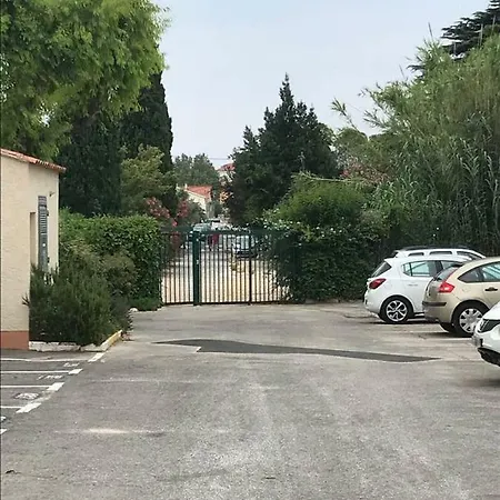 Les Tamarines Aux Sablettes Avec Parking