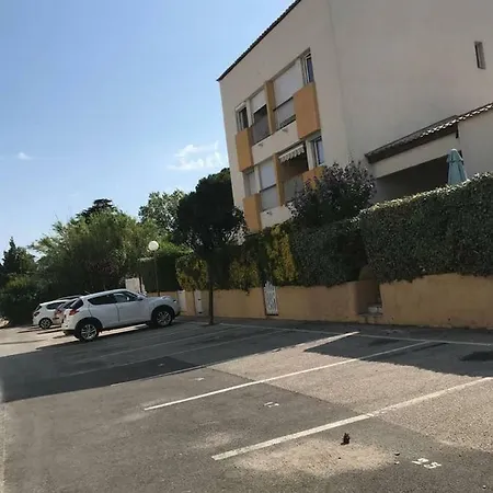 Les Tamarines Aux Sablettes Avec Parking