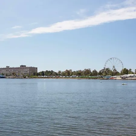 Les Tamarines Aux Sablettes Avec Parking Apartmán *